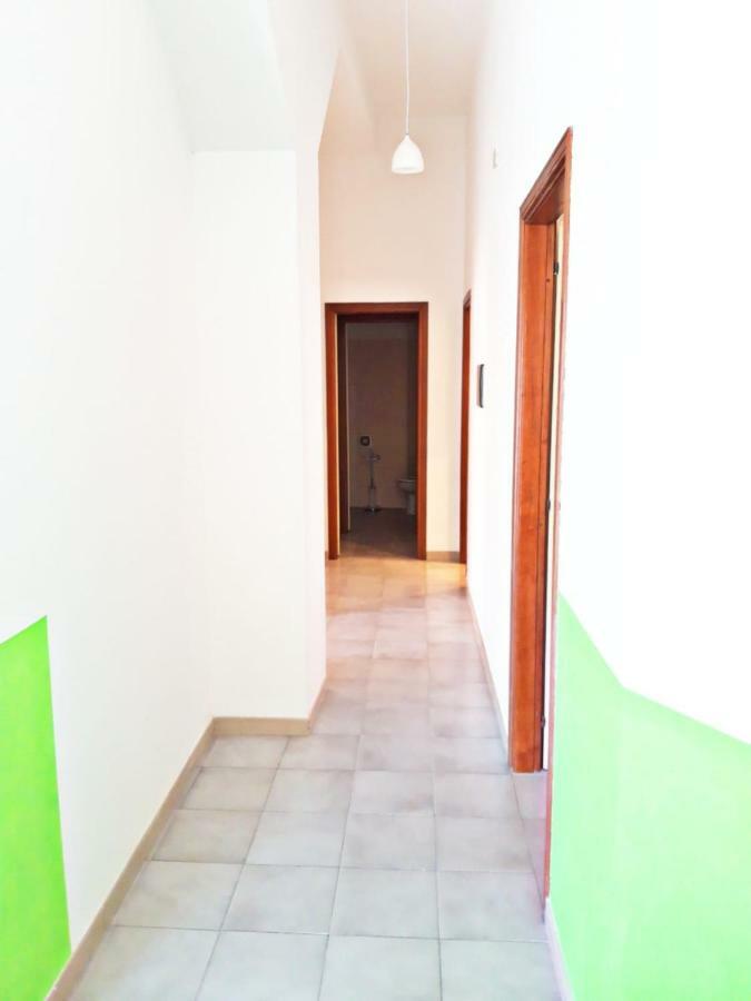Villa Red House Càbras Exterior foto